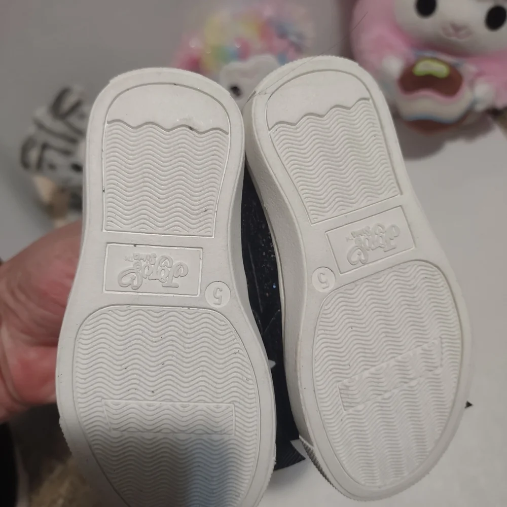Kids Glitter Bow Sneakers